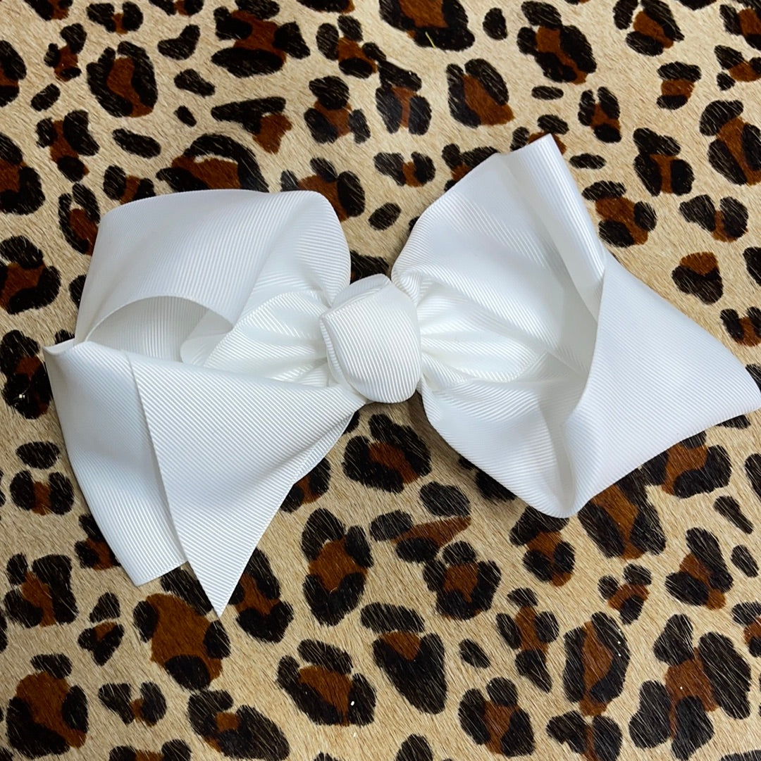 9" Bows